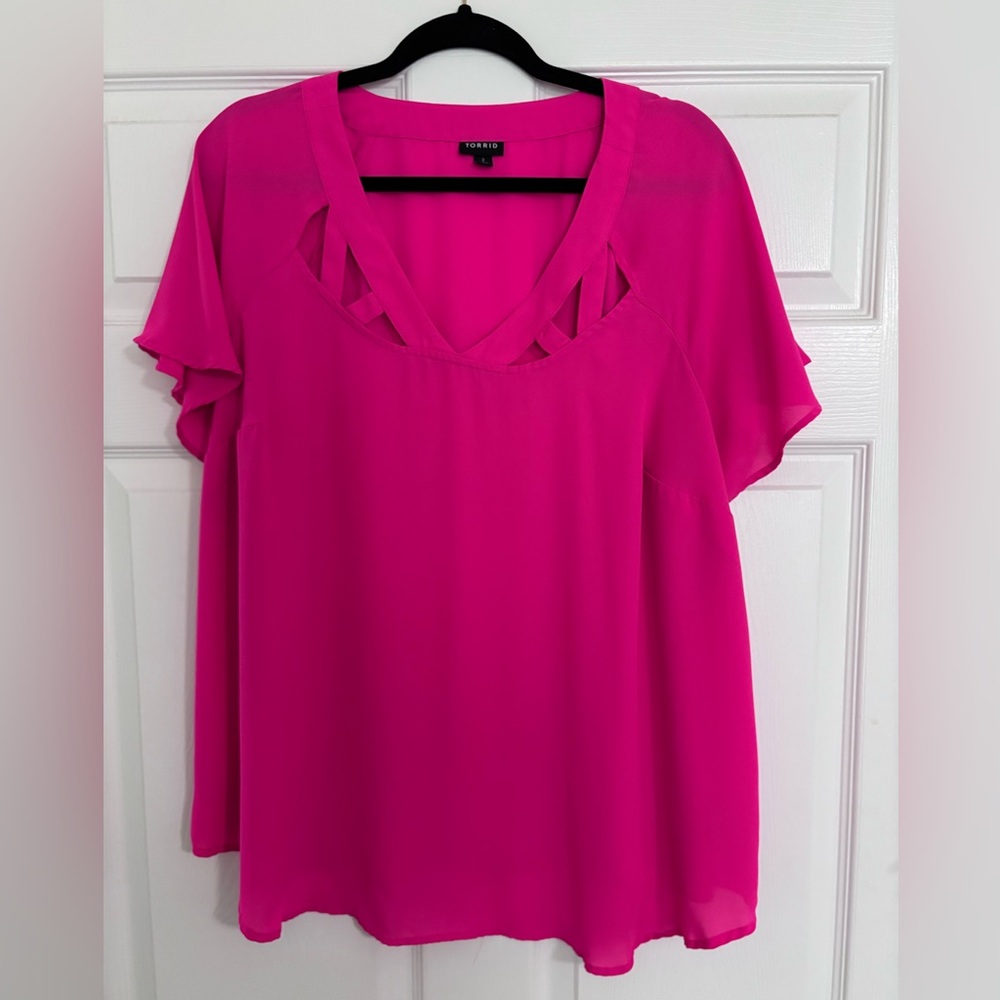 Torrid Hot Pink Georgette Cage Front Blouse Top Women's Plus Size 2 2X or 18/20